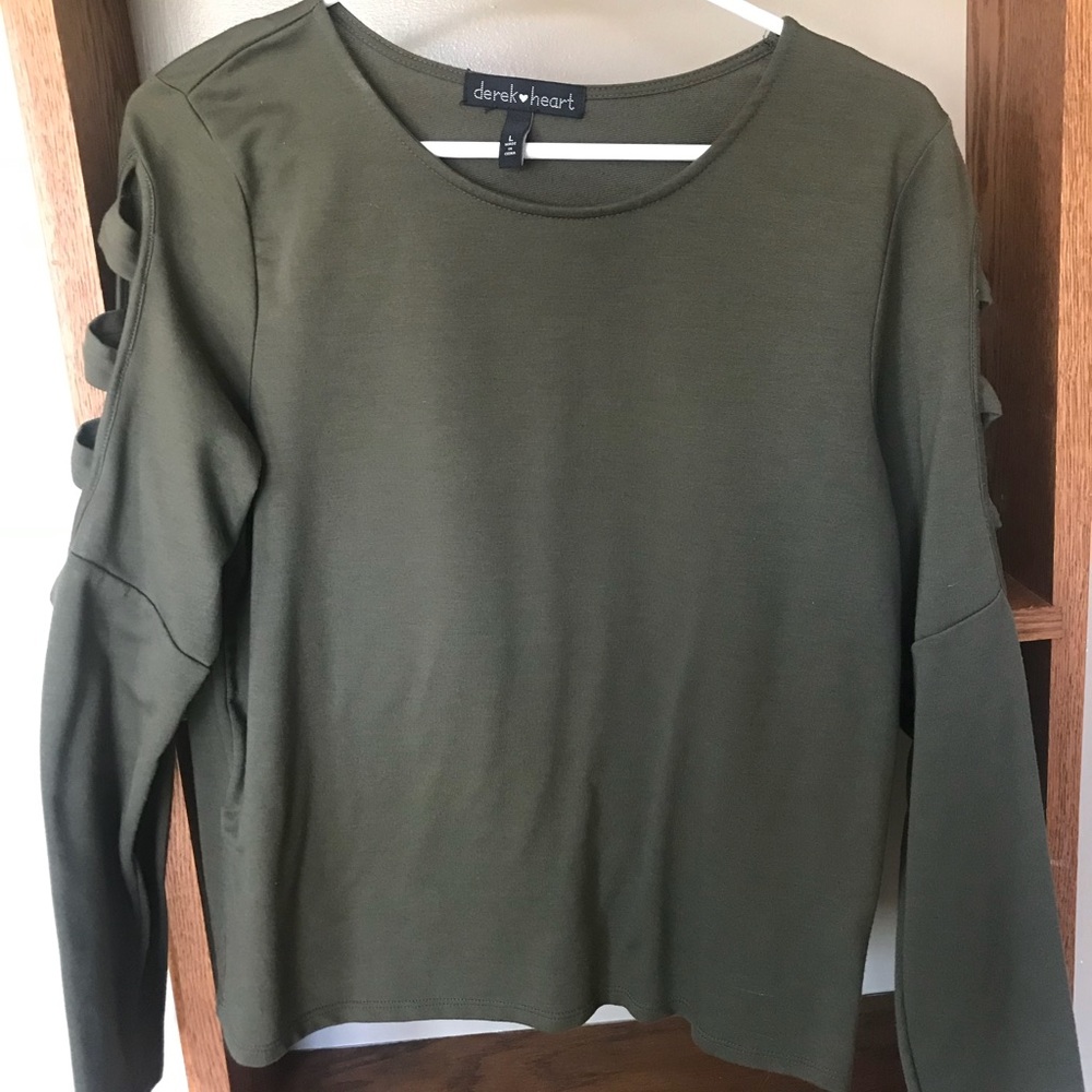 Long sleeve dark green shirt